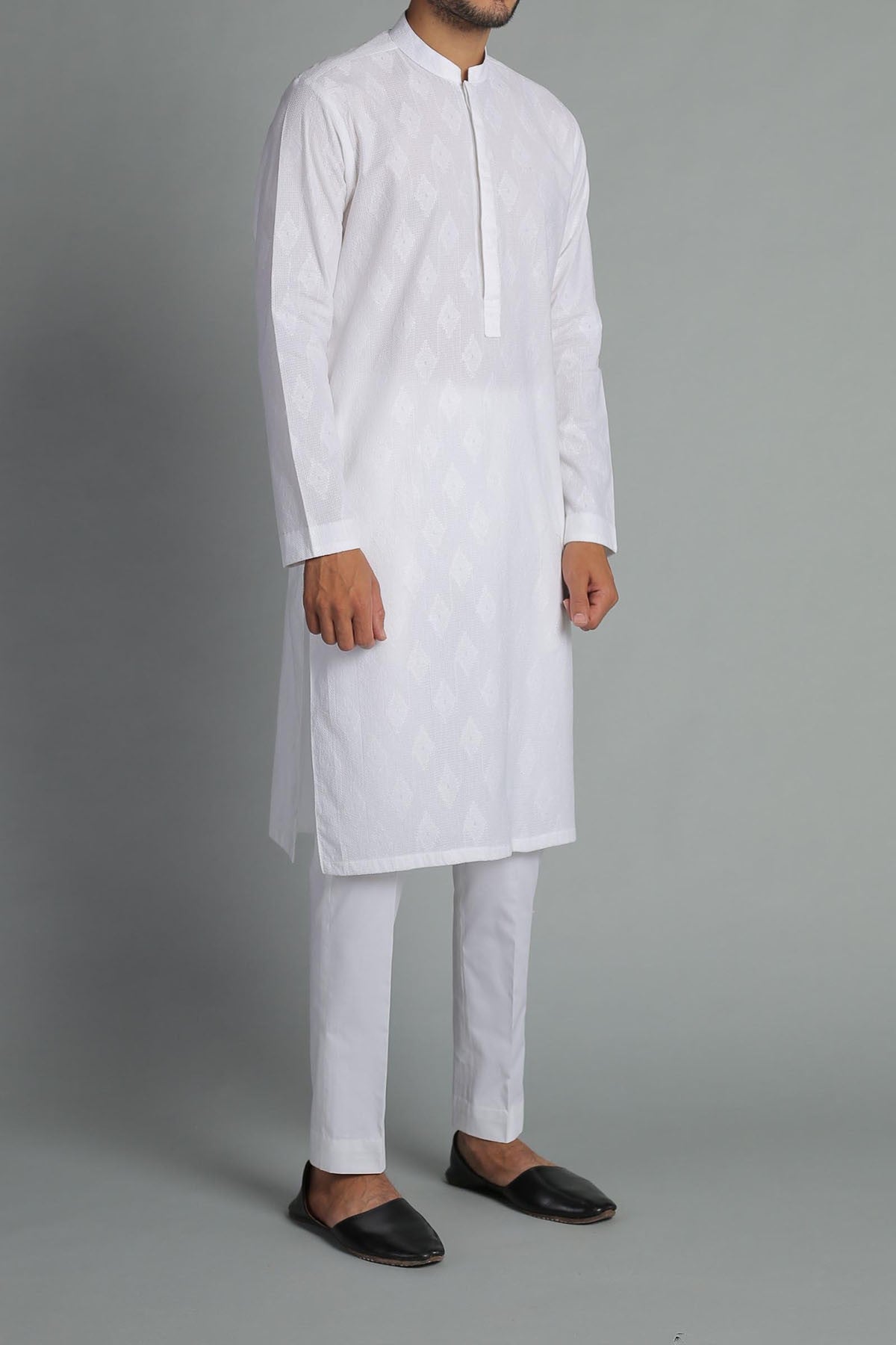 EMBROIDERED KURTA WHITE