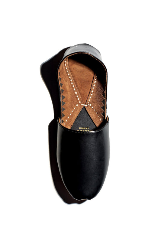 FOOTWEAR GLOSSY BLACK LEATHER - shop at Bareezeman