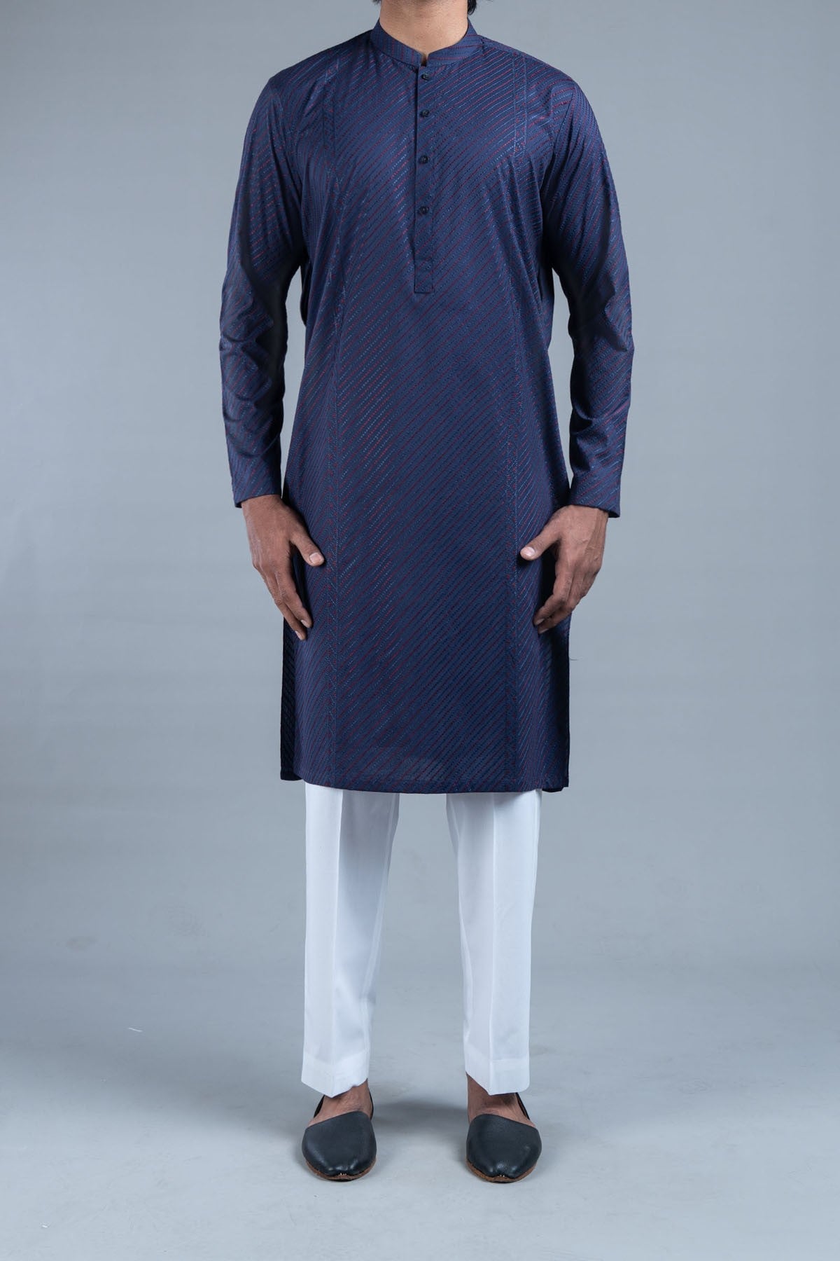 EMBROIDERED KURTA RDM BLUE - shop at Bareezeman