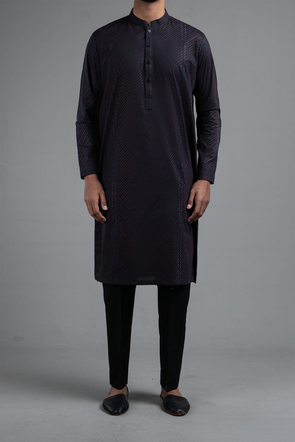 EMBROIDERED KURTA BLACK - shop at Bareezeman