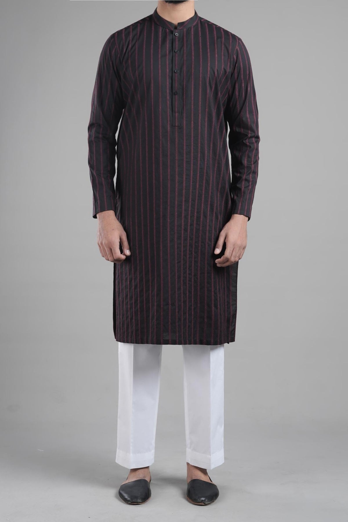 EMBROIDERED KURTA RDM BLACK