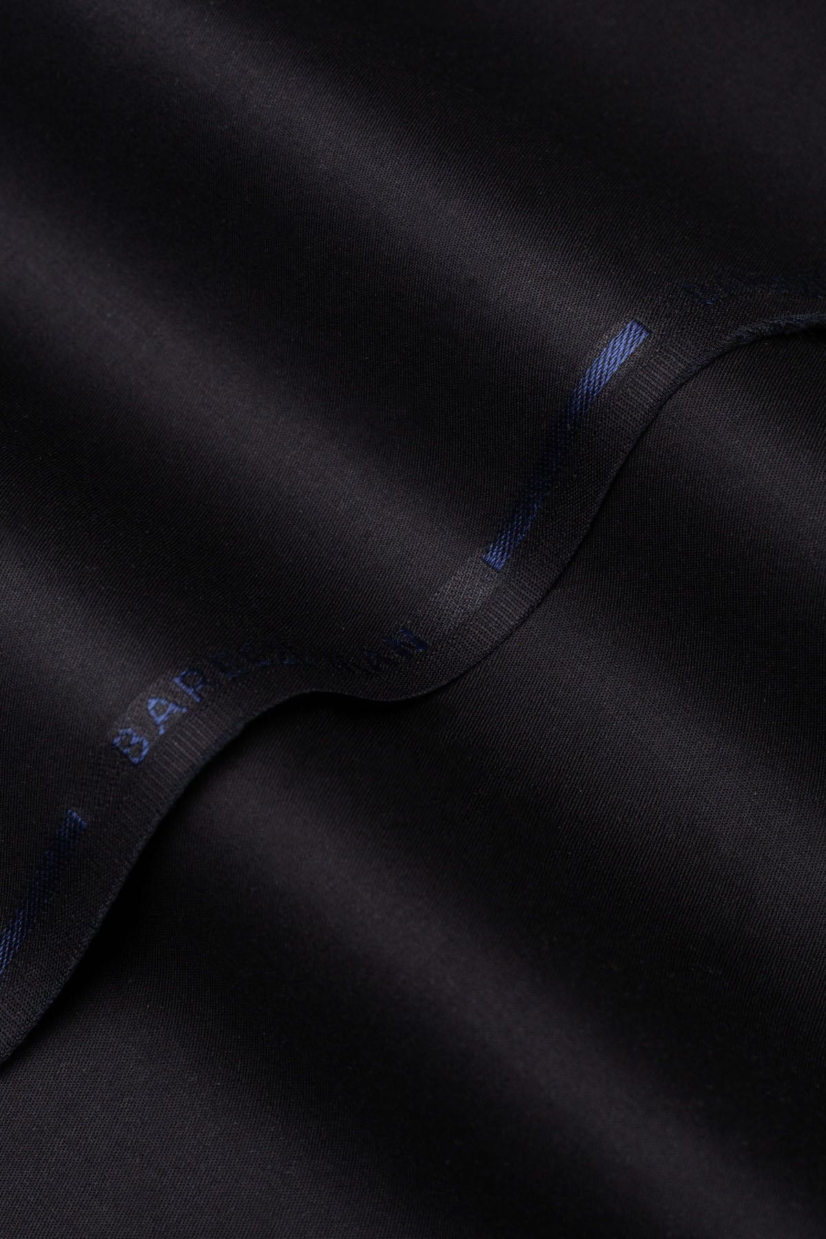 SPUN-GOLD-EGYPTIAN-BLACK