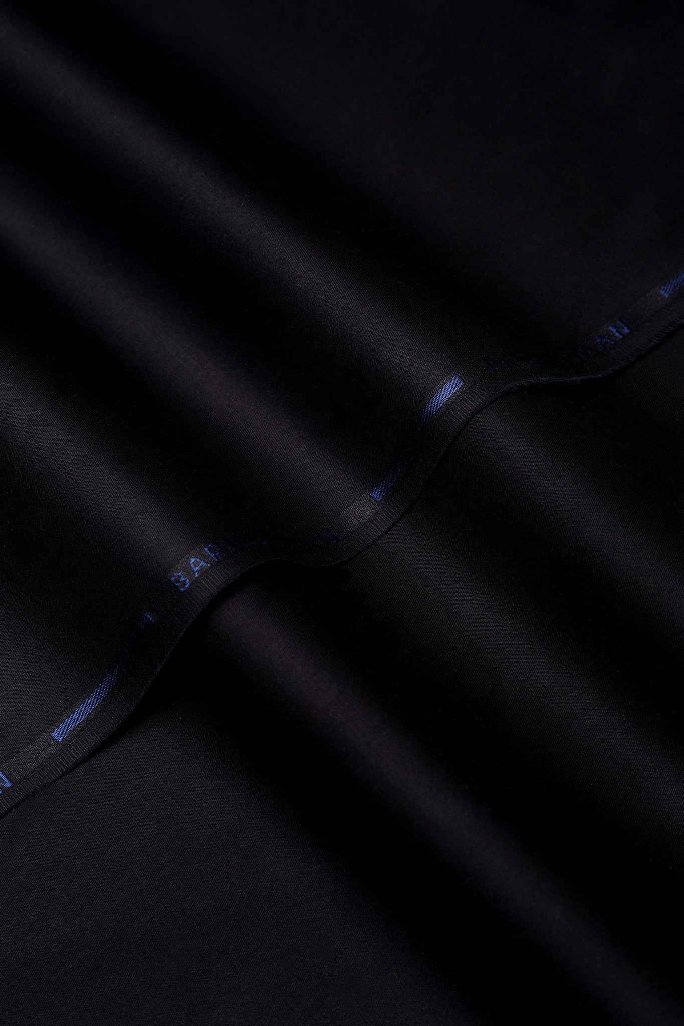 SPUN-SILVER-EGYPTIAN-BMUS2554A-BLACK