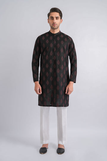 EMBROIDERED-KURTA-BLACK
