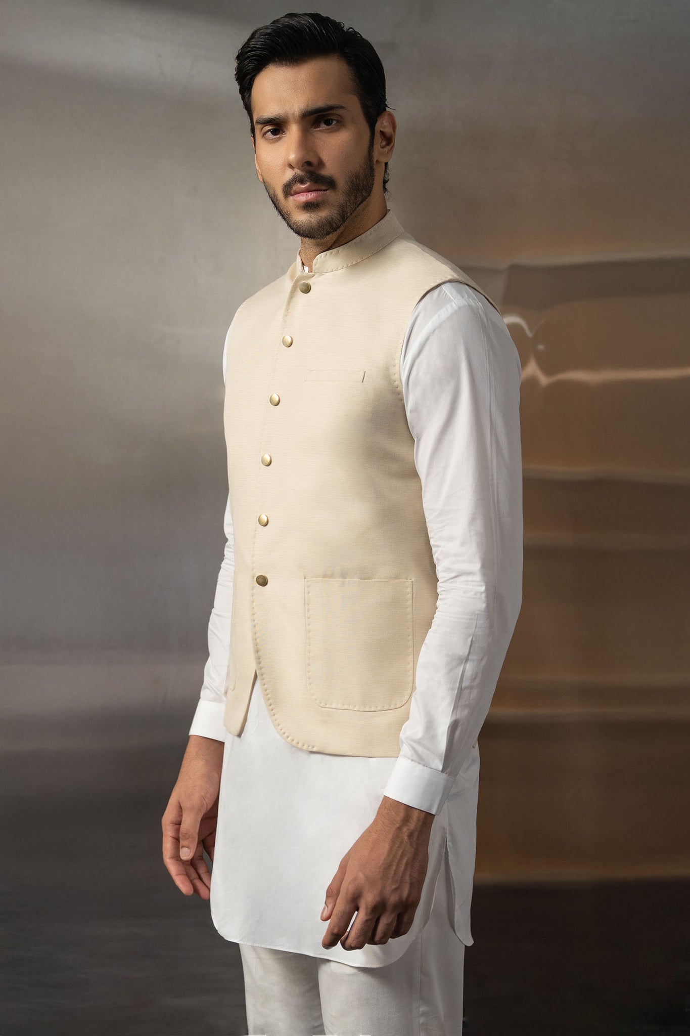 HANDLOOMED-WAISTCOAT-O-WHITE