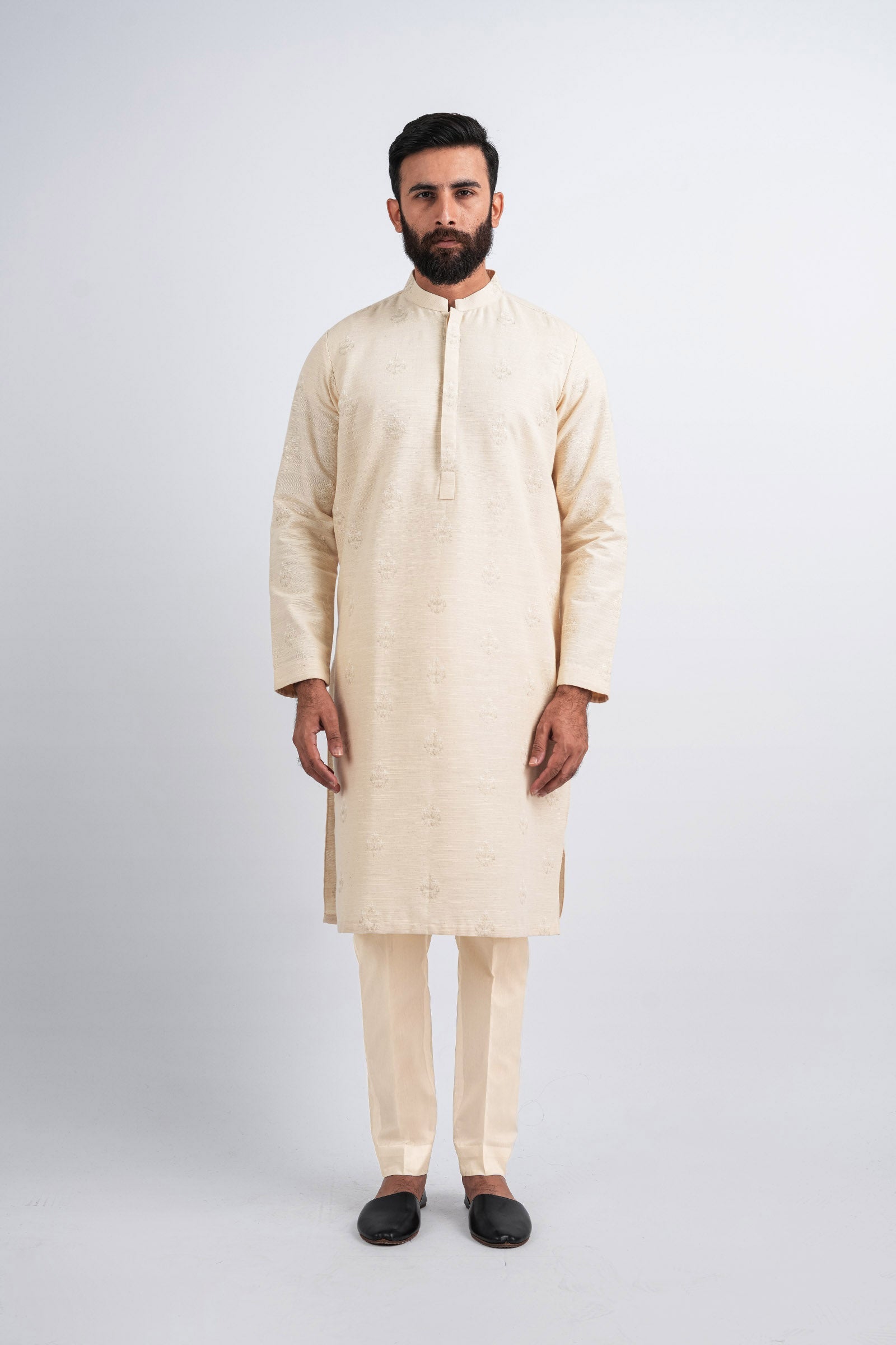KURTA-TROUSER-O-WHITE - shop at Bareezeman