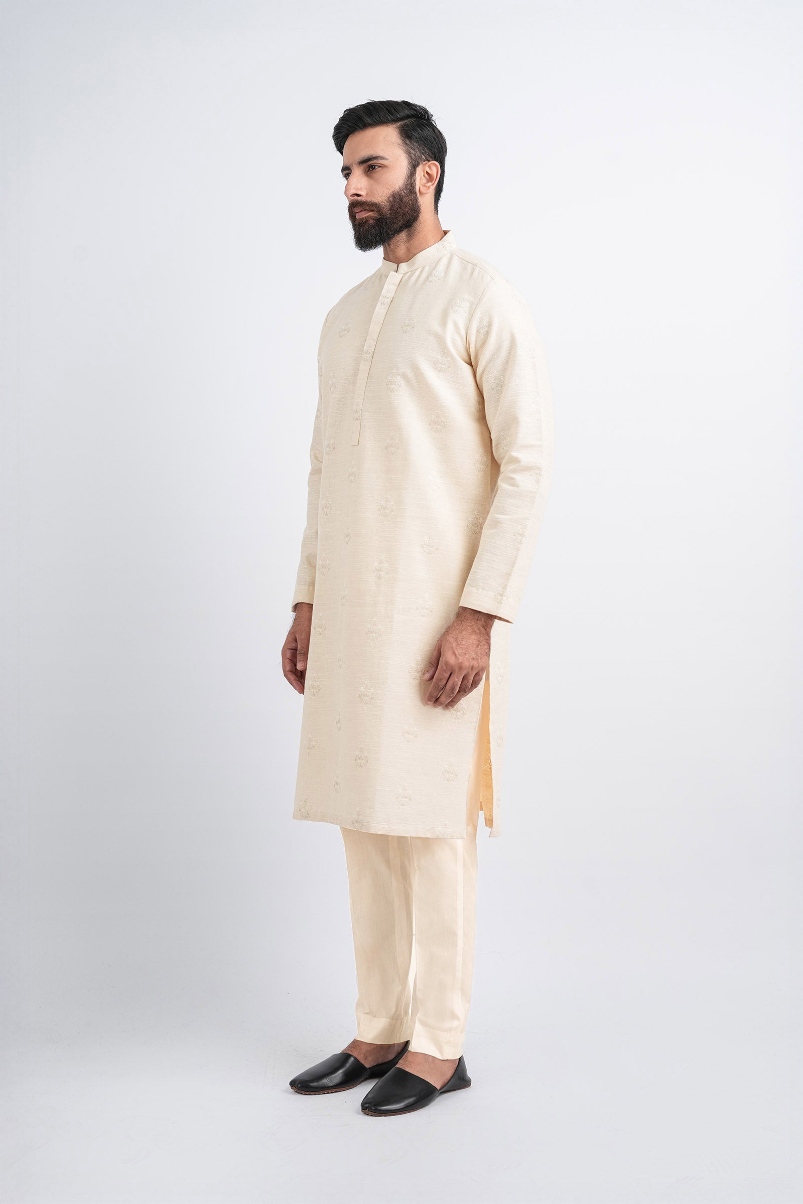 KURTA-TROUSER-O-WHITE - shop at Bareezeman