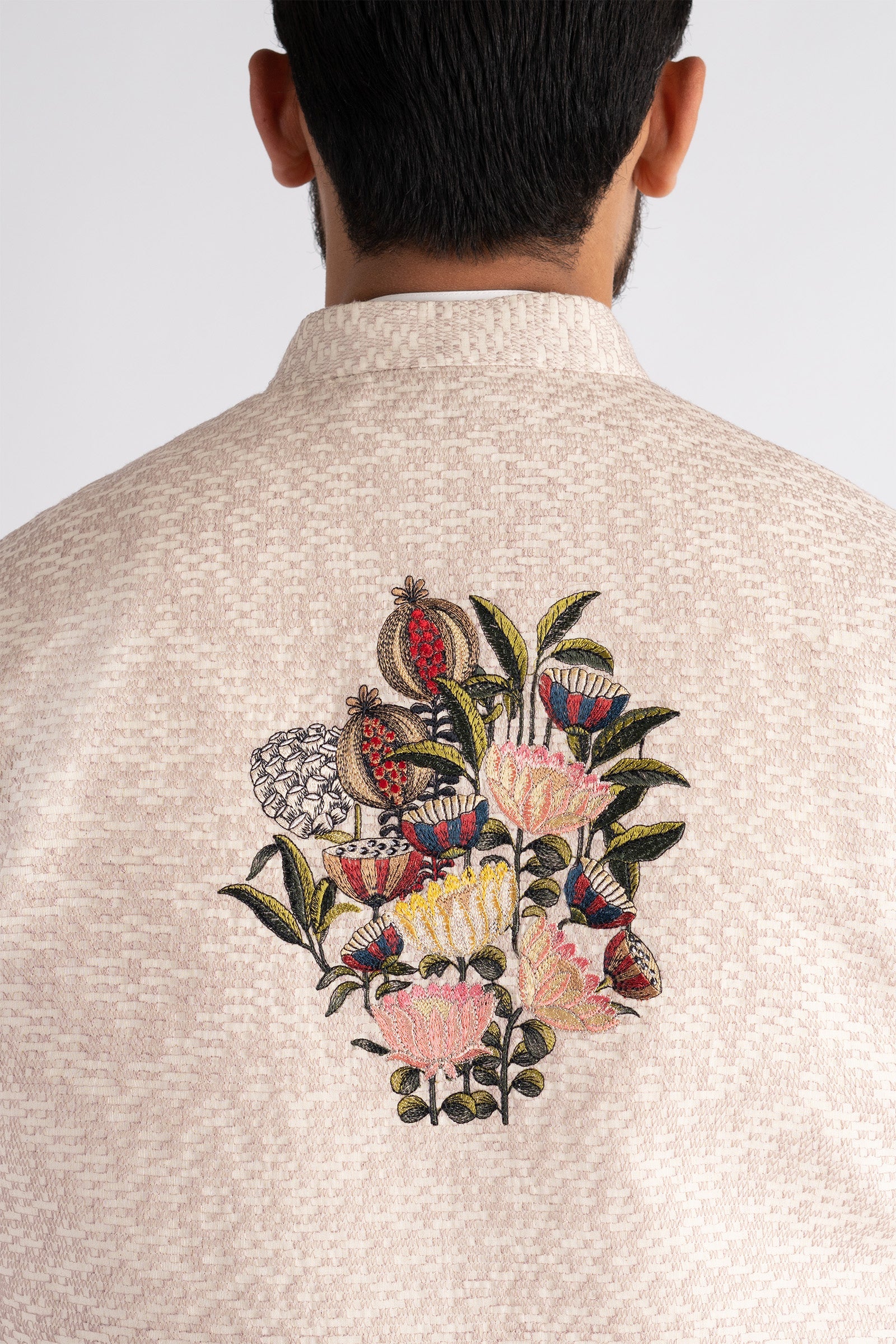 EMBROIDERED-WAISTCOAT-O-WHITE
