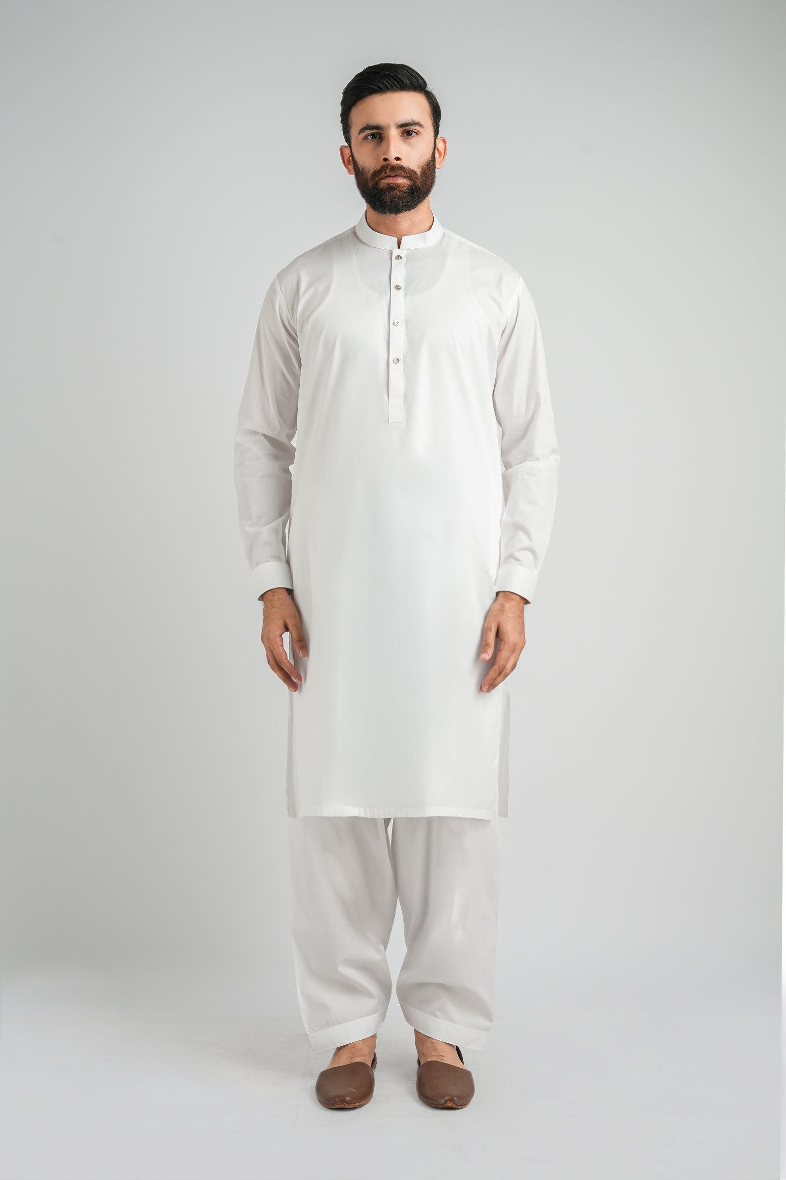 SHALWAR-KAMEEZ-WHITE SHALWAR KAMEEZ