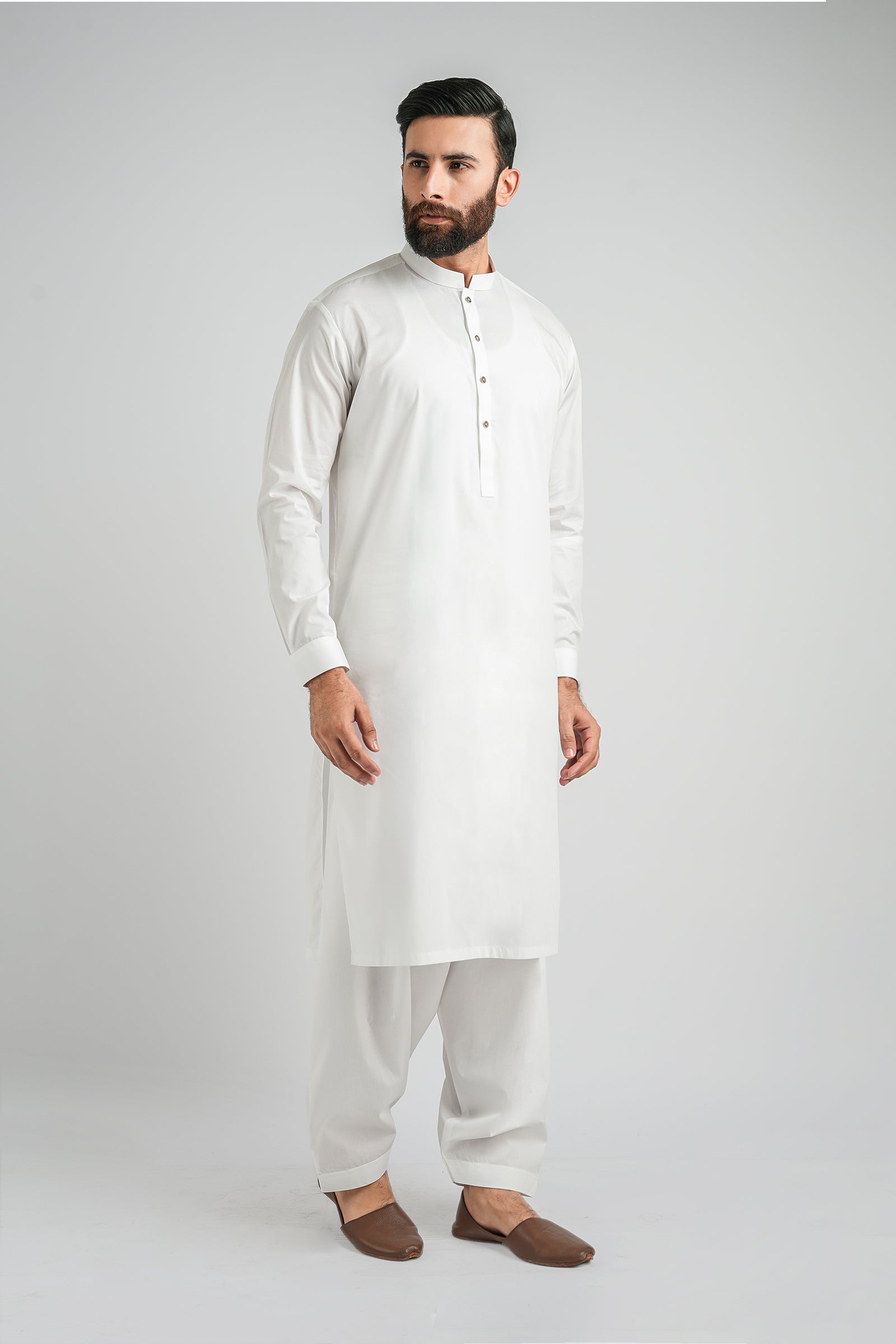 SHALWAR-KAMEEZ-WHITE SHALWAR KAMEEZ