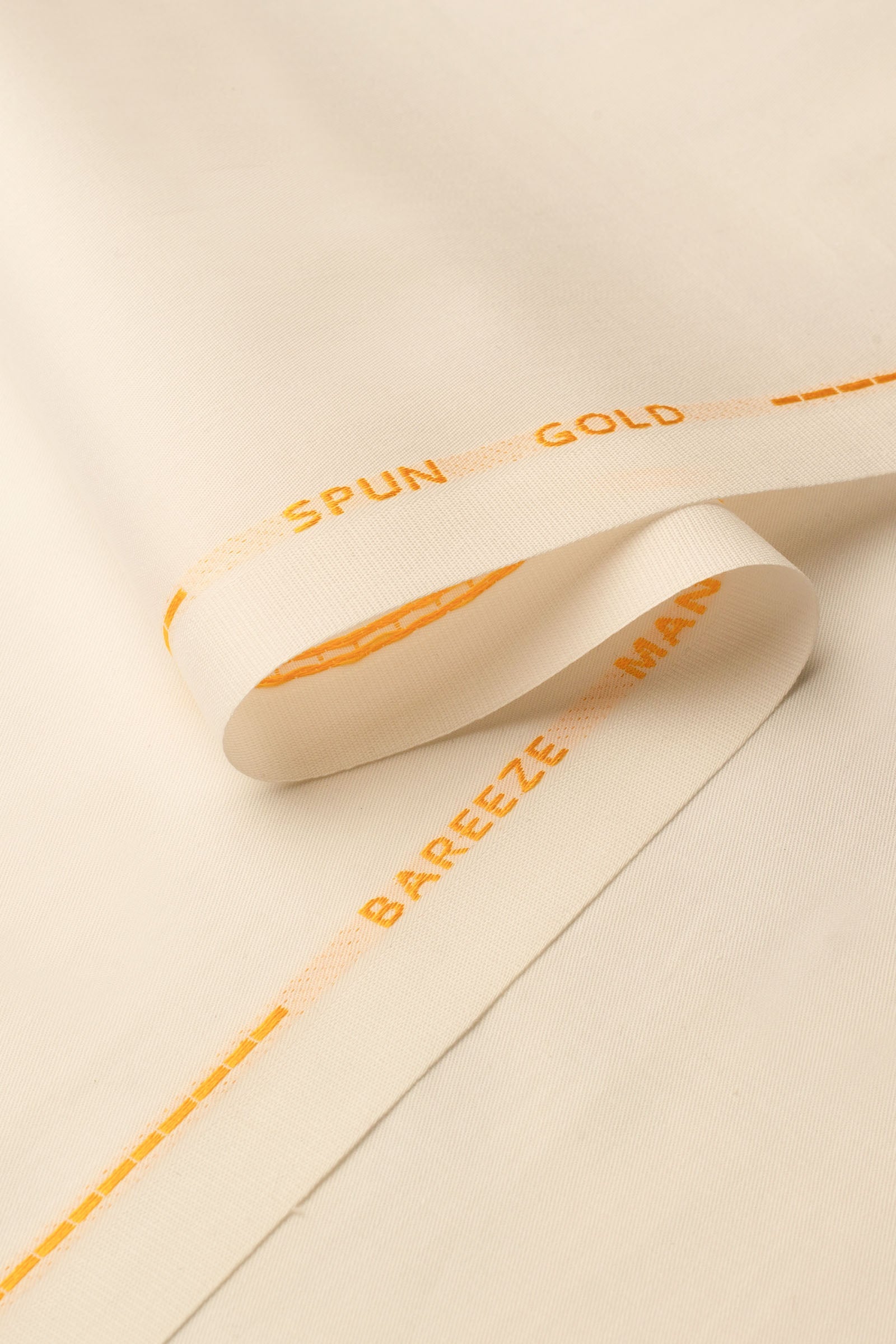 SPUN-GOLD-EGYPTIAN-O-WHITE Unstitched