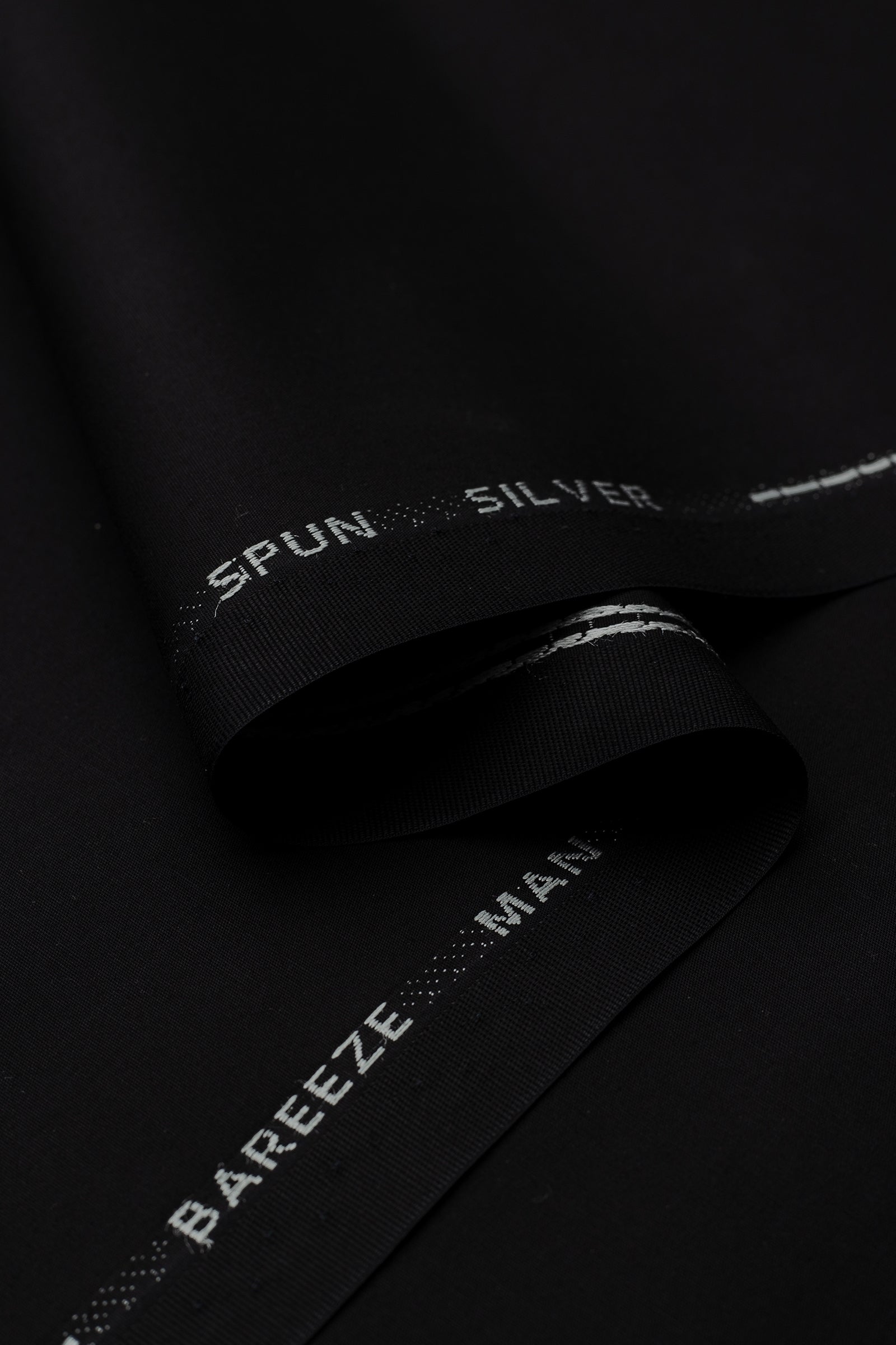 SPUN-SILVER-EGYPTIAN-BLACK Unstitched