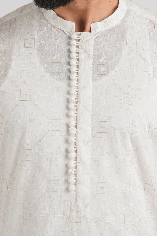 EMBROIDERED-KURTA-WHITE EMBROIDERED KURTA