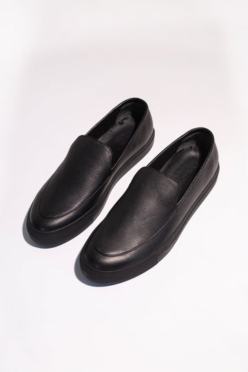 SNEAKERS-BLACK