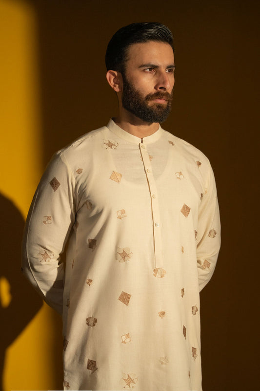 BASANT-KURTA-TROUSER-OFF-WHITE - shop at Bareezeman