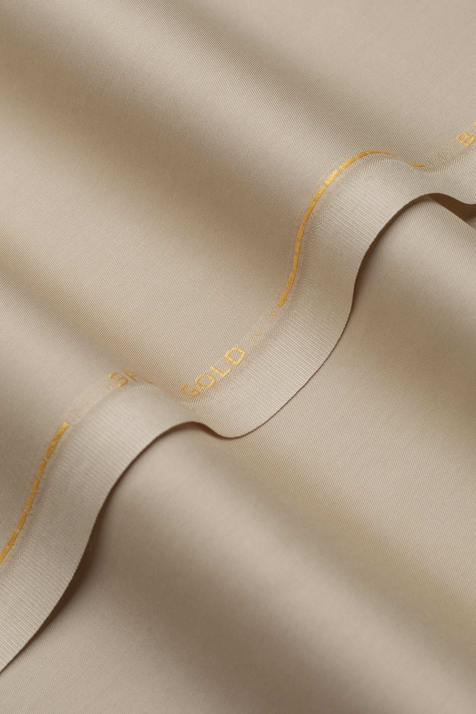 SPUN-GOLD-EGYPTIAN-LATTE Unstitched