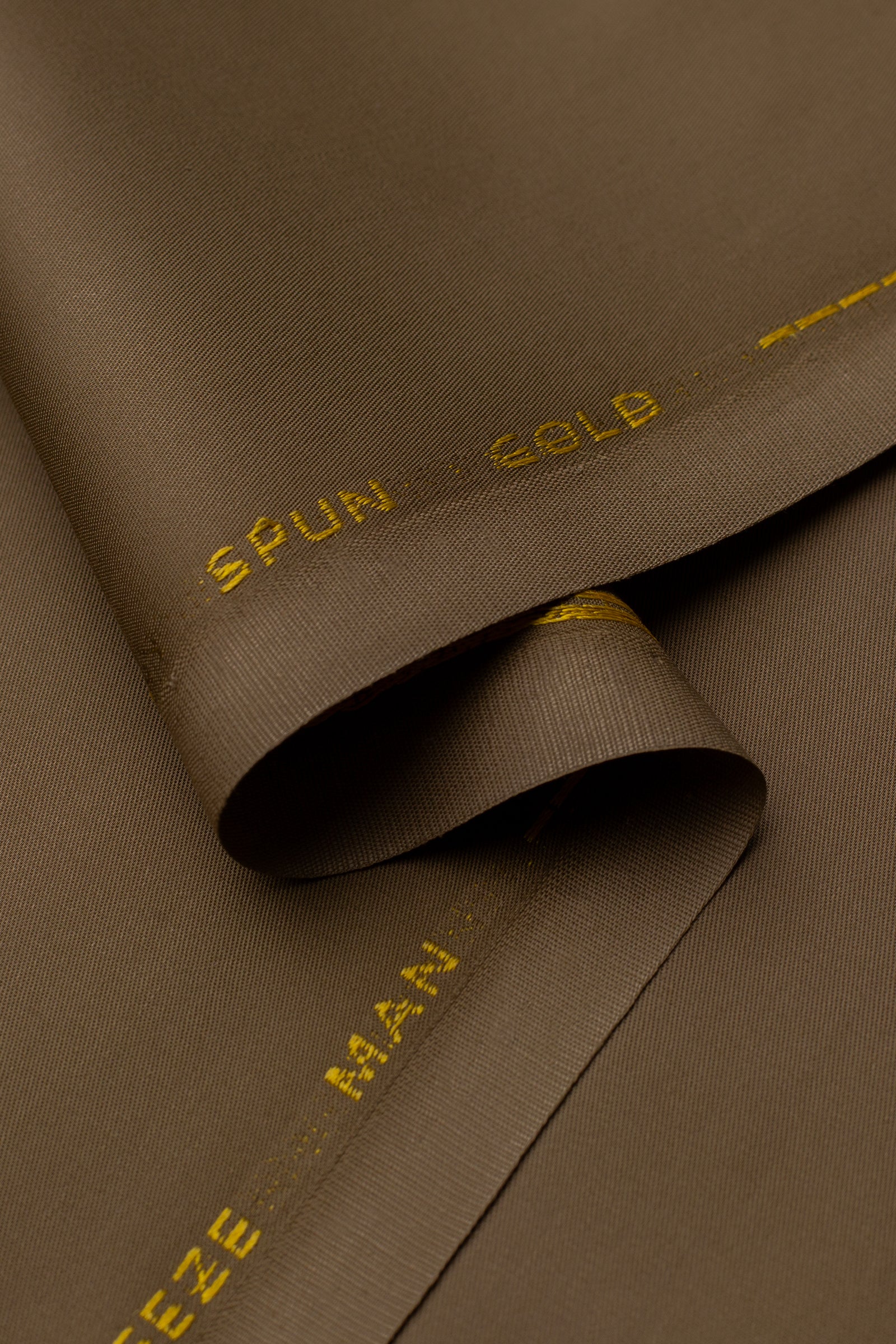 SPUN-GOLD-EGYPTIAN-WALNUT Unstitched