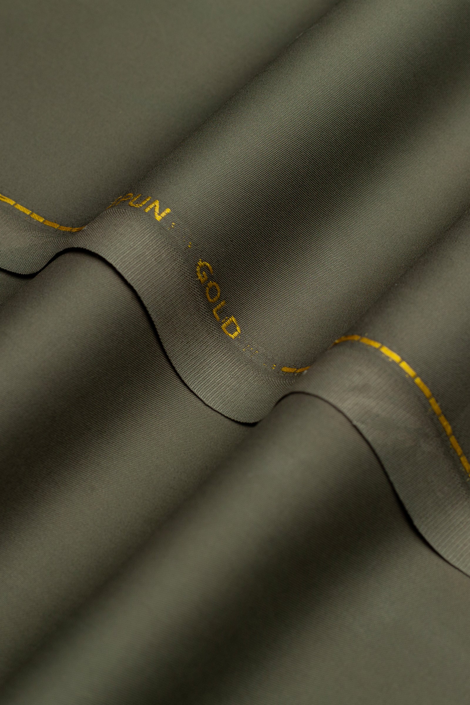 SPUN-GOLD-EGYPTIAN-PEAT Unstitched