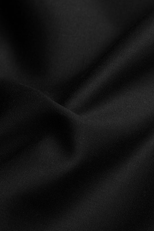 INT-Sakaser Black
